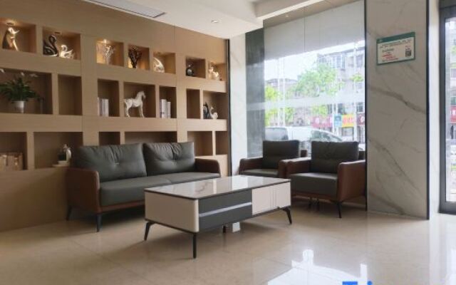 Xinxiang 988 Hotel (No. 2 Middle School and Second Hospital Branch)