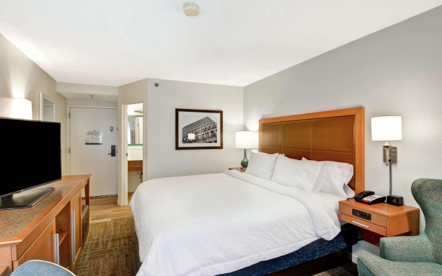 Hampton Inn Columbia-I-26 Airport