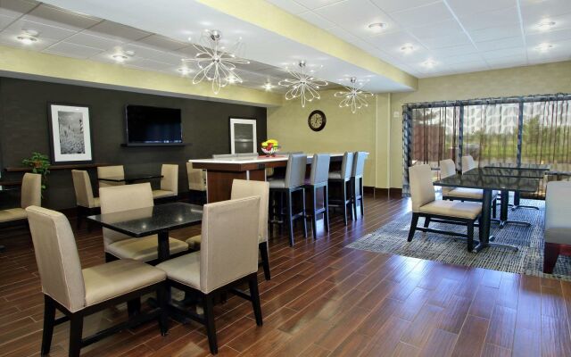 Hampton Inn Ashtabula