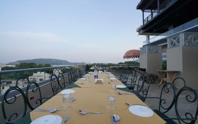 The Ramvilas - A Rooftop Lake View Hotel in Udaipur