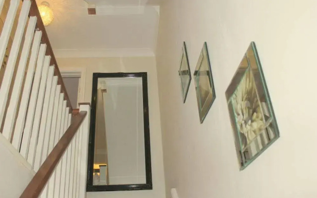 Peymans - The Barnwell Lodge Serviced Apartment