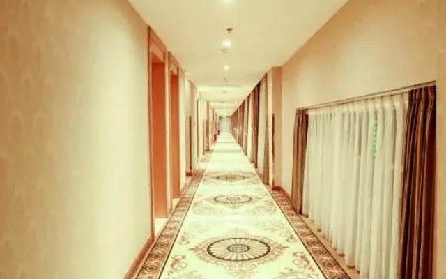 Viana Hotel (Qingdao Huangdao)