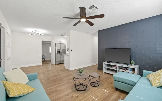 Sunny Palmetto Oasis: 4br Home With Private Pool 4 Bedroom Home by RedAwning
