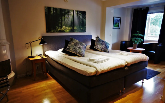 Treetop Spa Hangout & Hotel