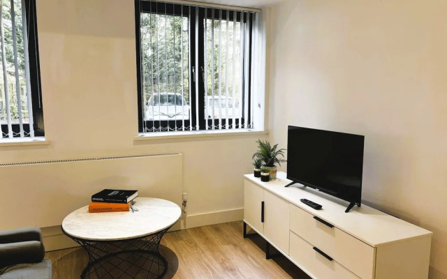 Cozy Studio in Solihull - NEC or Airport