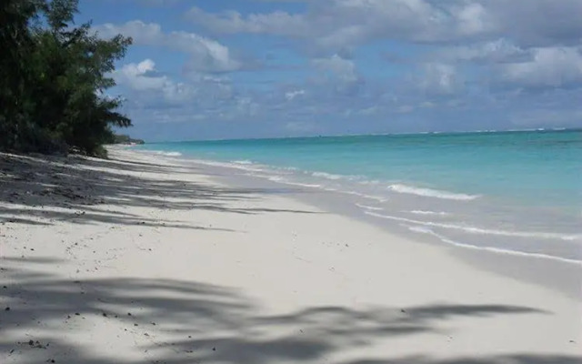 Pelican Beach Hotel