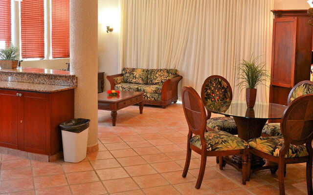 Las Sirenas by Mayan Princess