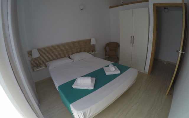 Life Apartments Alameda Colon