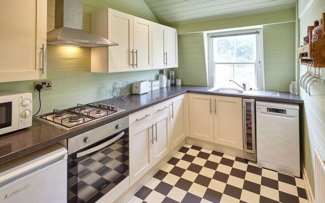 Host Stay Leesholme Loft