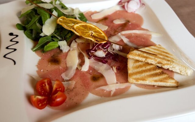 Hotel Crusch Alba Swiss Lodge