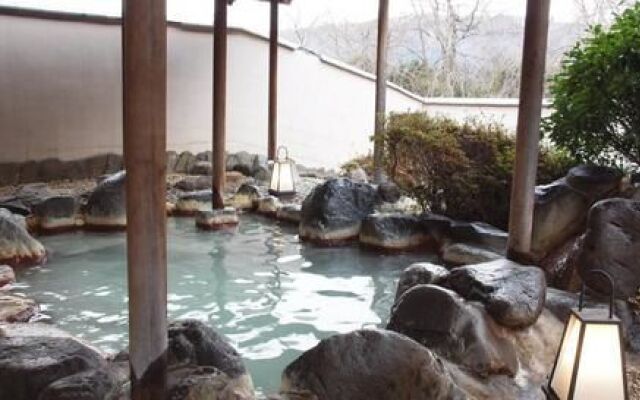 Hakone Gora Onsen Karakara