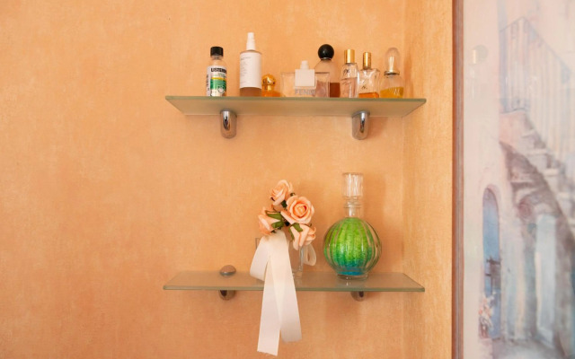 Viale Villa Arianna, 8