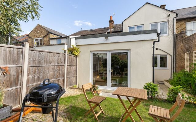Fantastic 1BD Flat With Garden Central Kingston