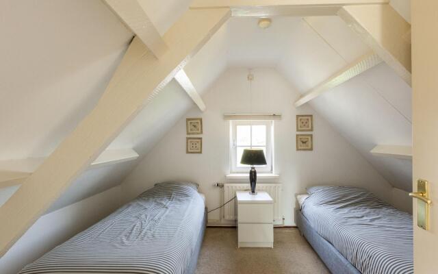 Tasteful Holiday Home in Wemeldinge near Sea