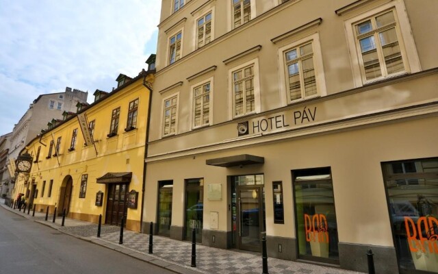 Hotel Pav