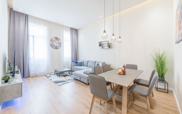 Luxury Apartment by Hi5 - Szent István Suite
