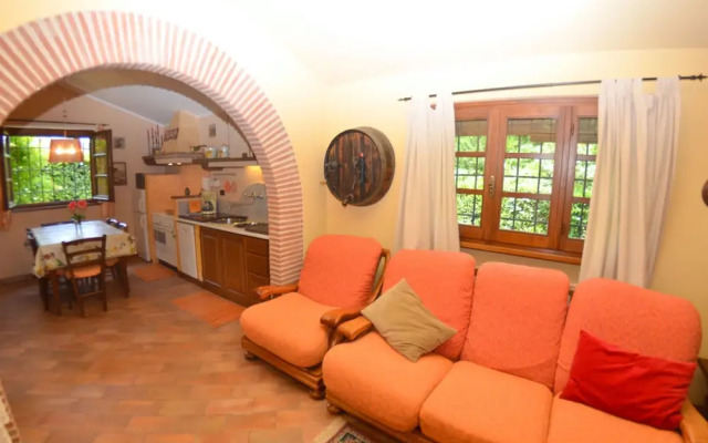 Scenic Holiday Home in Pescaglia With Swimming Pool
