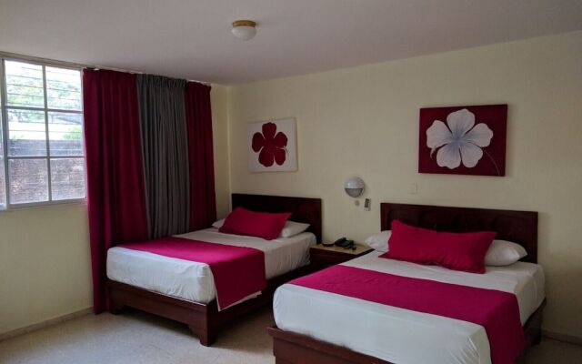 Aparta Hotel Drake