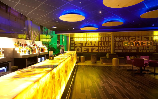 Riviera Beachotel - Recommended for Adults