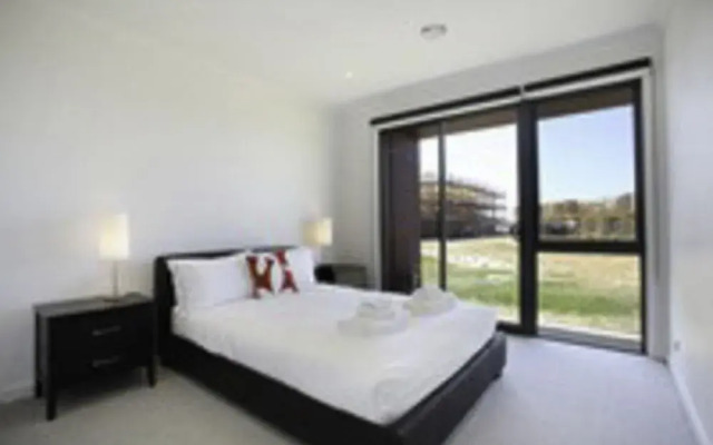 3 Bedroom Condo Near Pool