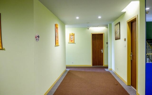 RedDoorz Plus near Pekanbaru Mall