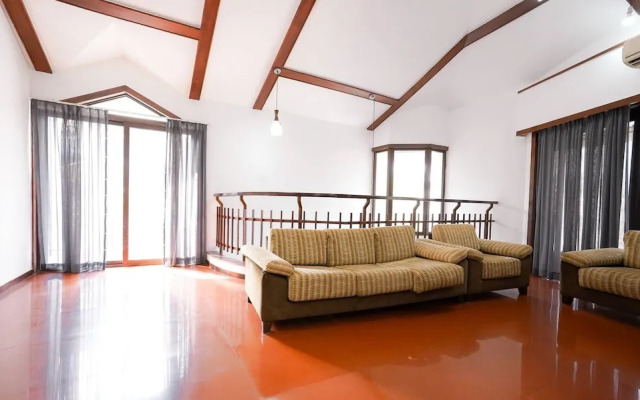 Stylish 5 Bedroom Villa With Private Pool