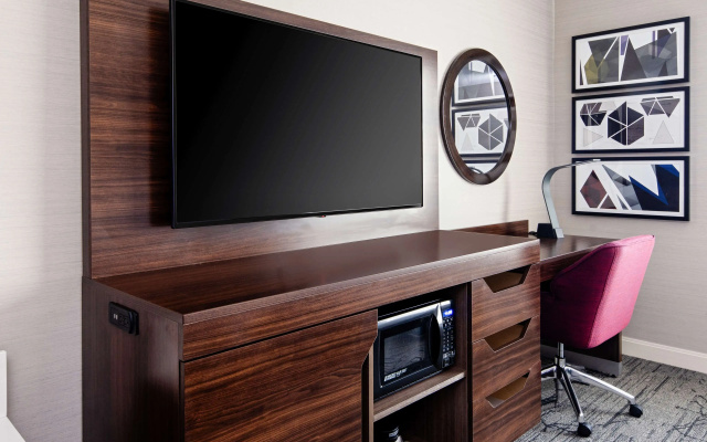 Hampton Inn & Suites Gilroy