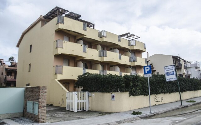 Beachfront two Room Apartment Sparaglione