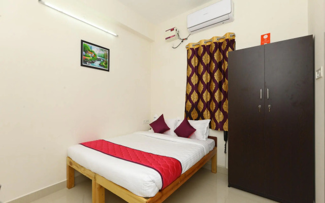 OYO 9260 Olive Castles Inn