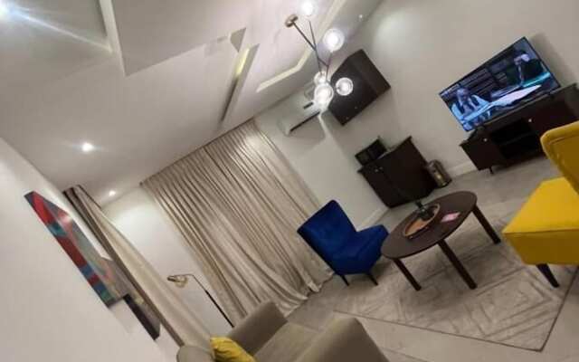 Euphoria Hotel & Suites by House 9