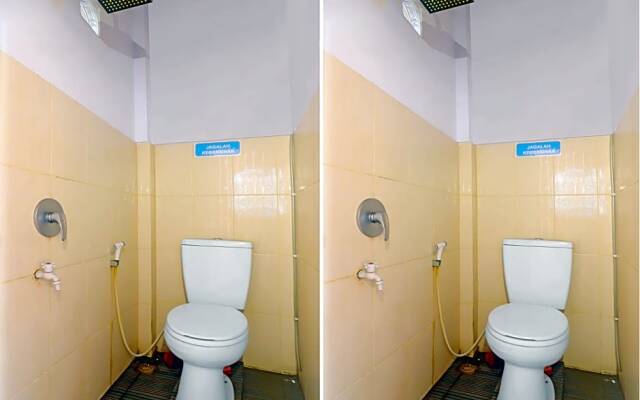 OYO 91807 Kemalasari Guesthouse