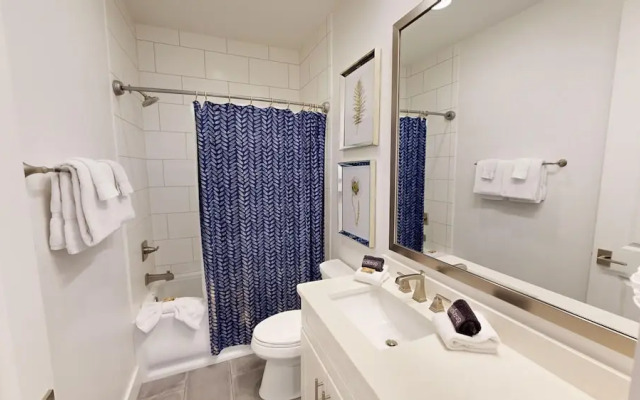 Seaside Serenity 5 Bedroom Home