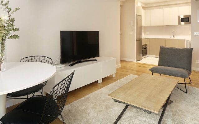 Arrasate 2 Apartment by FeelFree Rentals