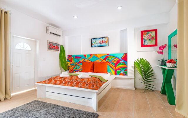 Studio 7 in Caprice Community