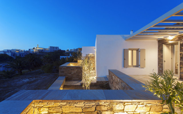 White Tinos Luxury Suites