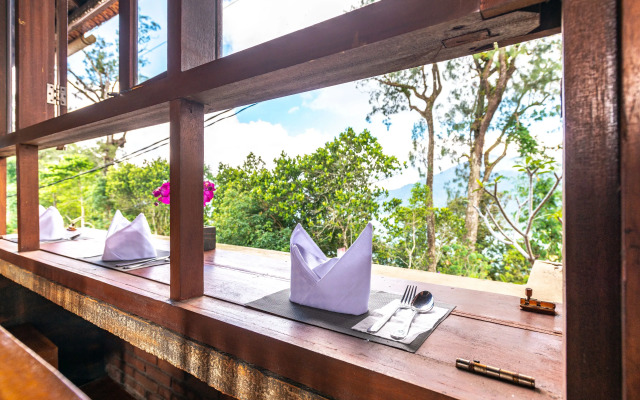 The GARUDA villa & Restaurant