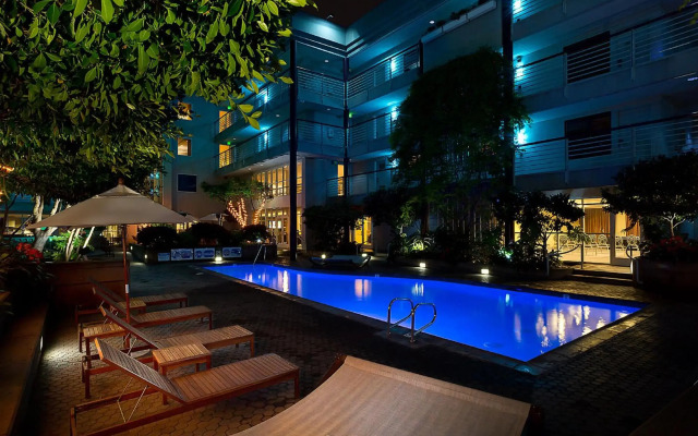 Cupertino Hotel