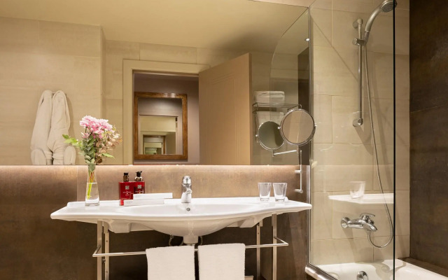 Duquesa de Cardona Hotel 4 Sup by Duquessa Hotel Collection