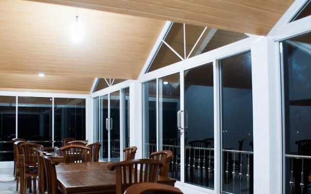 Thilina Hotel by Explorer Trails