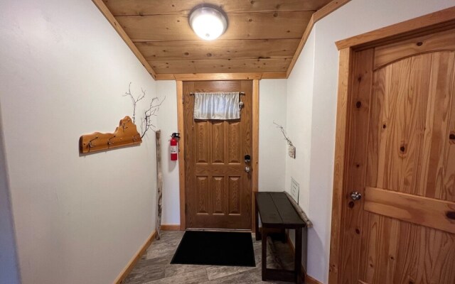 Blue Spruce Apartment