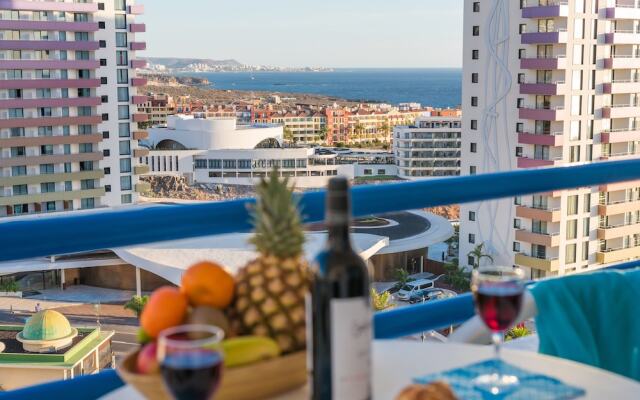 909 Panoramic Studio, Ocean View
