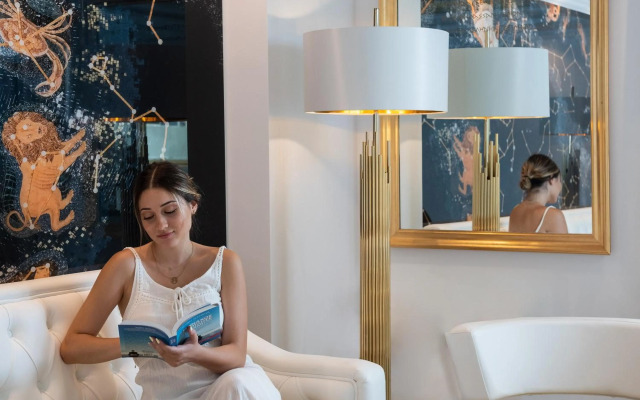 Hotel Galaxias