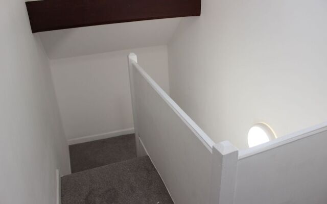 ADVO Aparts Guest Hotel