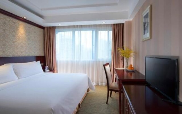 Vienna Hotel Shenzhen Fenghuang Road