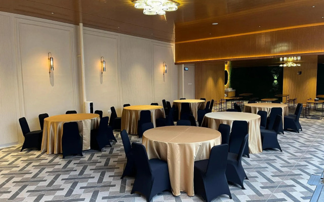 Riez Palace Hotel