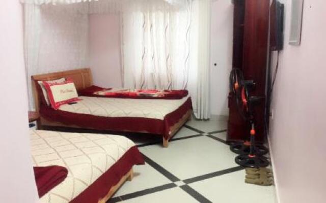 Huong Son Guesthouse