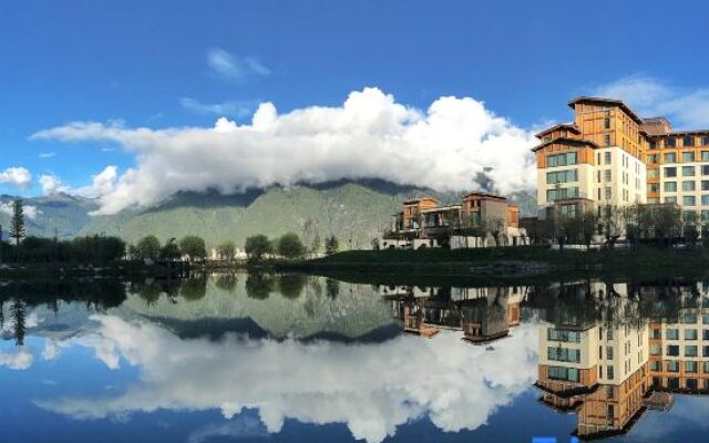 Grand House Tingyue Linzhi