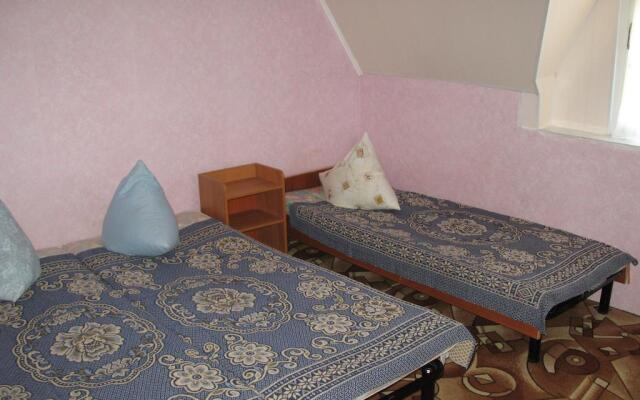 Guest House 15a