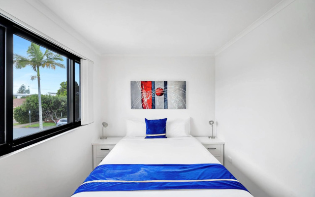 Montego Mermaid Beach Motel – Guest Rooms – Gold Coast