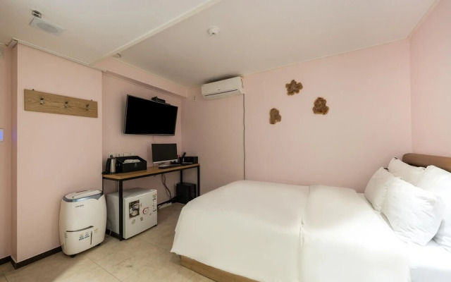 Seongnam Casa Hotel